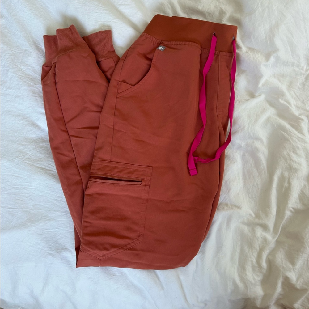 Terracotta Tall/XS Zamora jogger scrubs